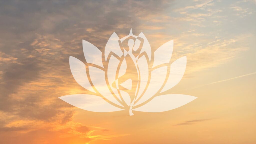Billede af solnedgang og et motiv af en yogi og lotus i forgrunden